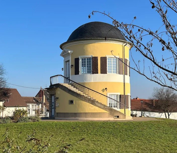 Schloss Kleinniedesheim, Germany